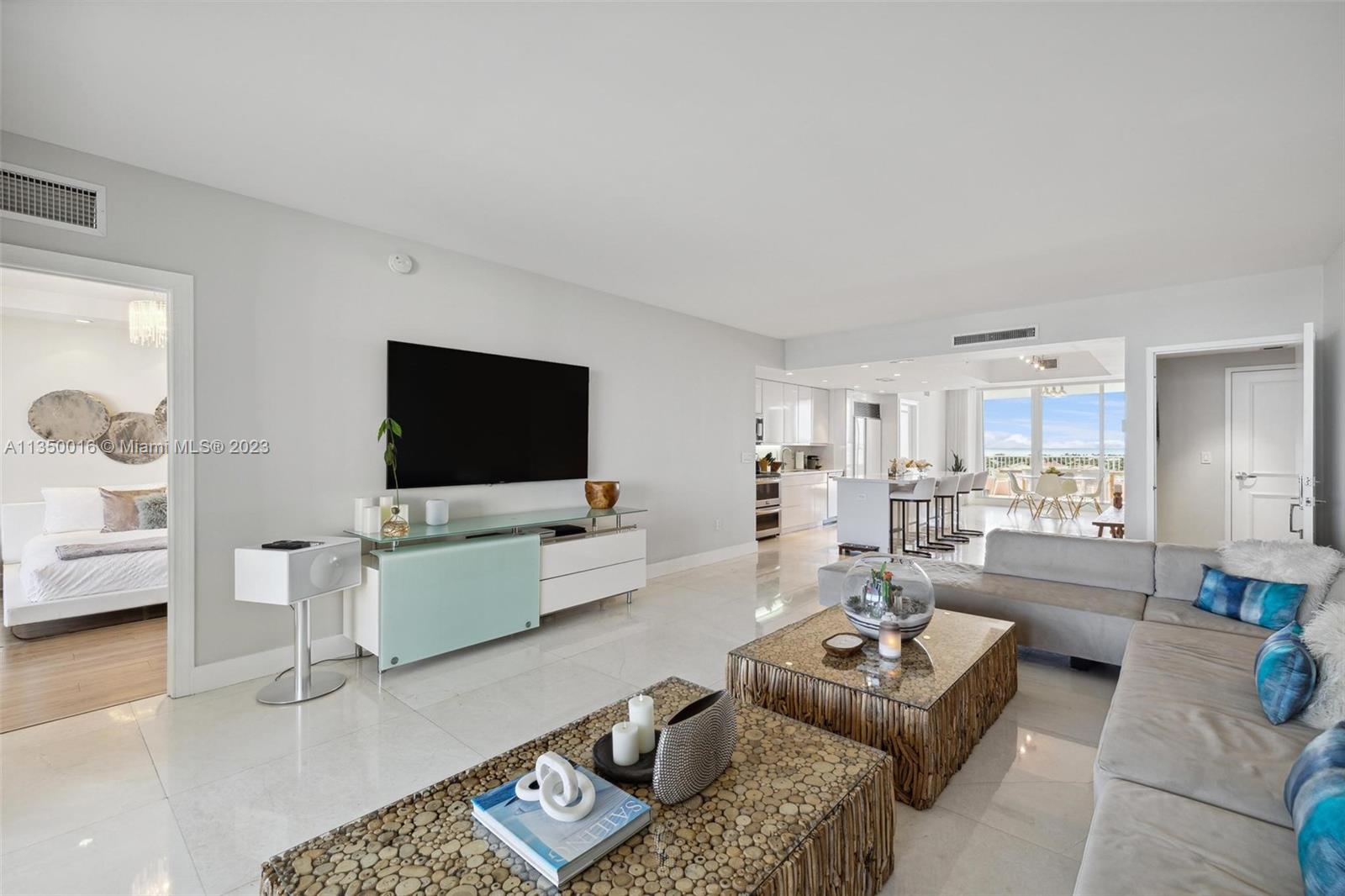 CLUB TOWER TWO CONDO - Residential Lease