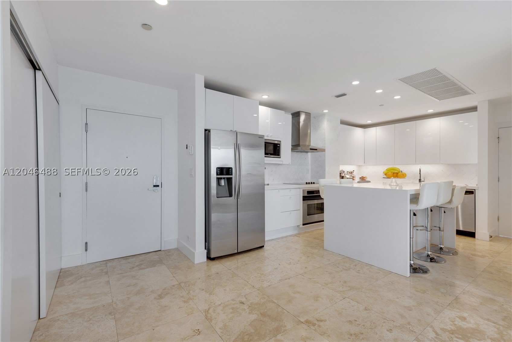 RONEY PALACE CONDO - Residential