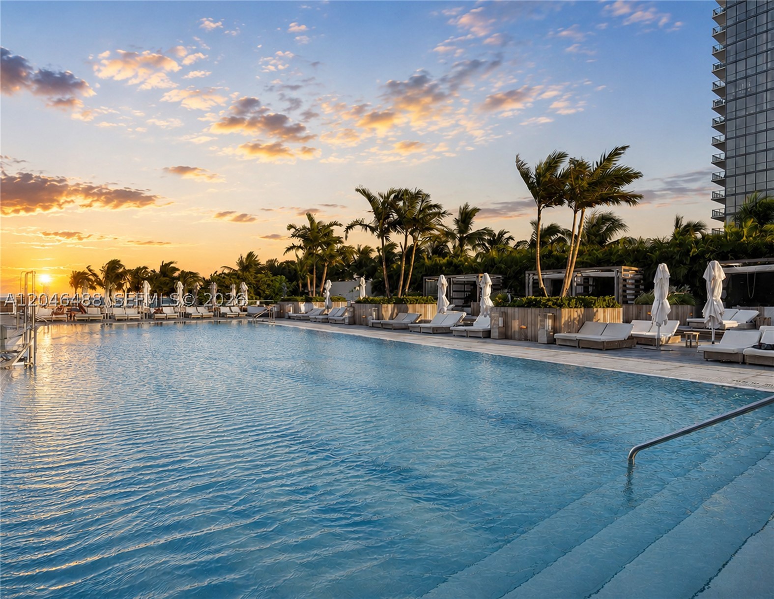 RONEY PALACE CONDO - Residential