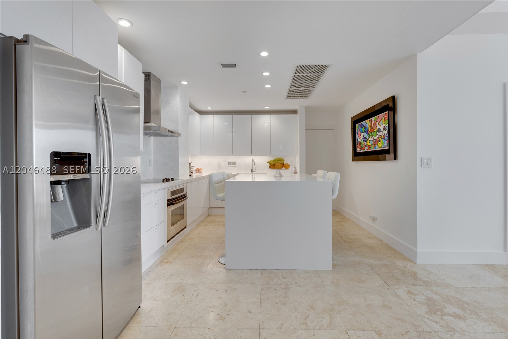RONEY PALACE CONDO - Residential