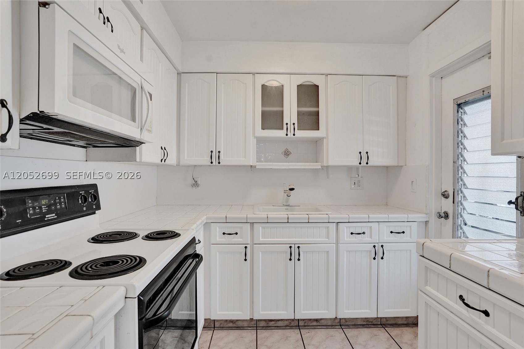 DEERFIELD LAKE CONDOMINIU - Residential