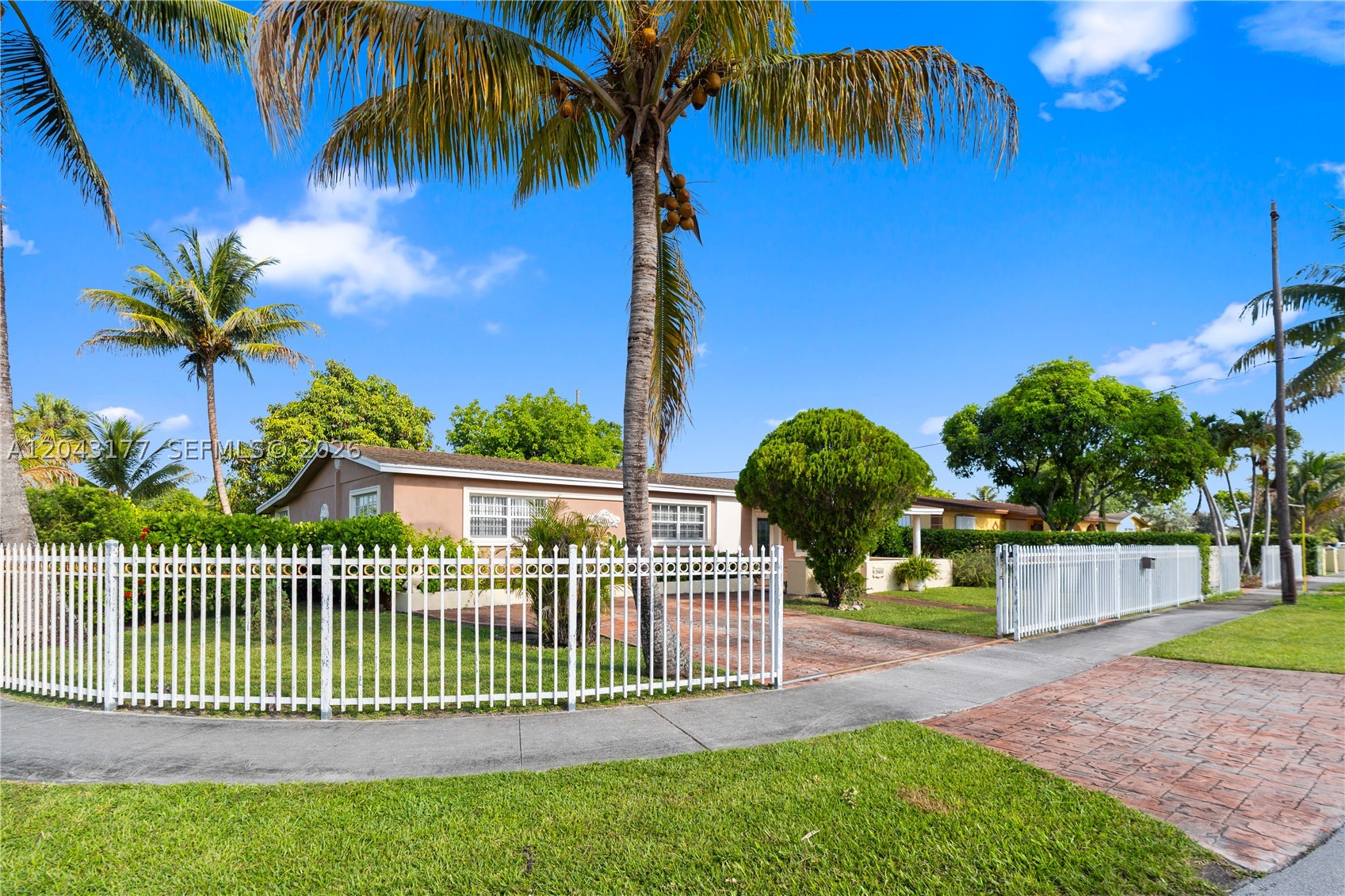 LAKE LUCERNE SEC 4 - Residential