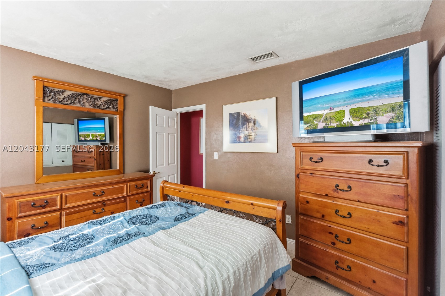 LAKE LUCERNE SEC 4 - Residential
