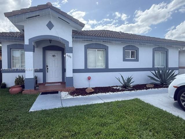Look no further! This 3/2 single family rental is well maintained and spacious for families.  The formal dining room is presently used as a 4th bedroom or can be used as an office, or den.  The ample sized backyard has a covered terrace, providing a place to entertain rain or shine.  Exceptional location with an excellent school district, and in close proximity to shopping centers, eateries, medical facilities, etc. NO HOA!