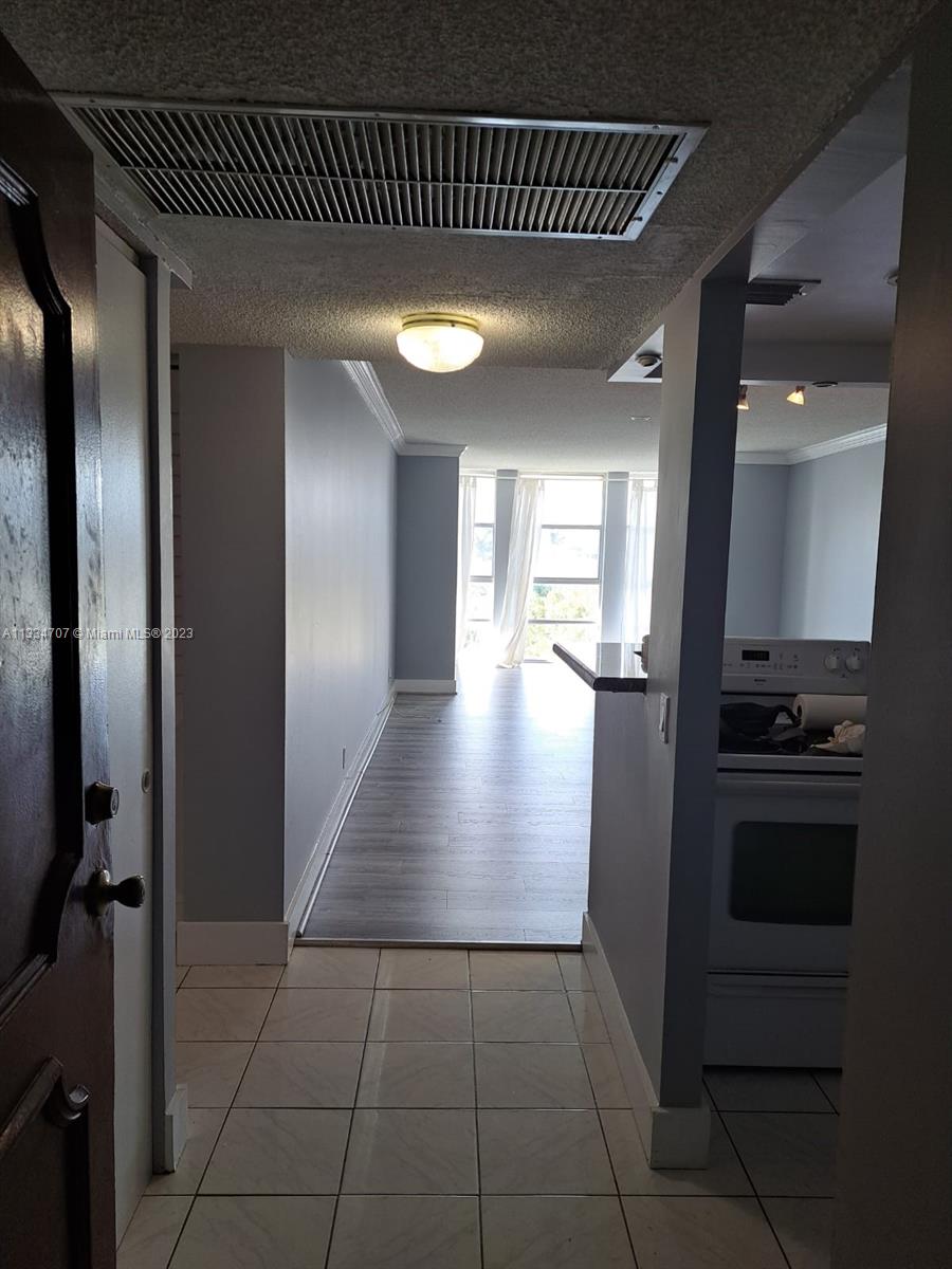 DESOTO PARK NORTH CONDO - Residential Lease