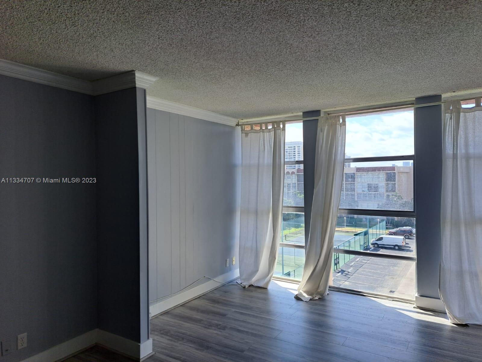 DESOTO PARK NORTH CONDO - Residential Lease