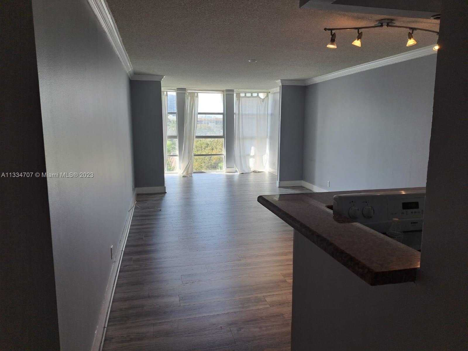 DESOTO PARK NORTH CONDO - Residential Lease