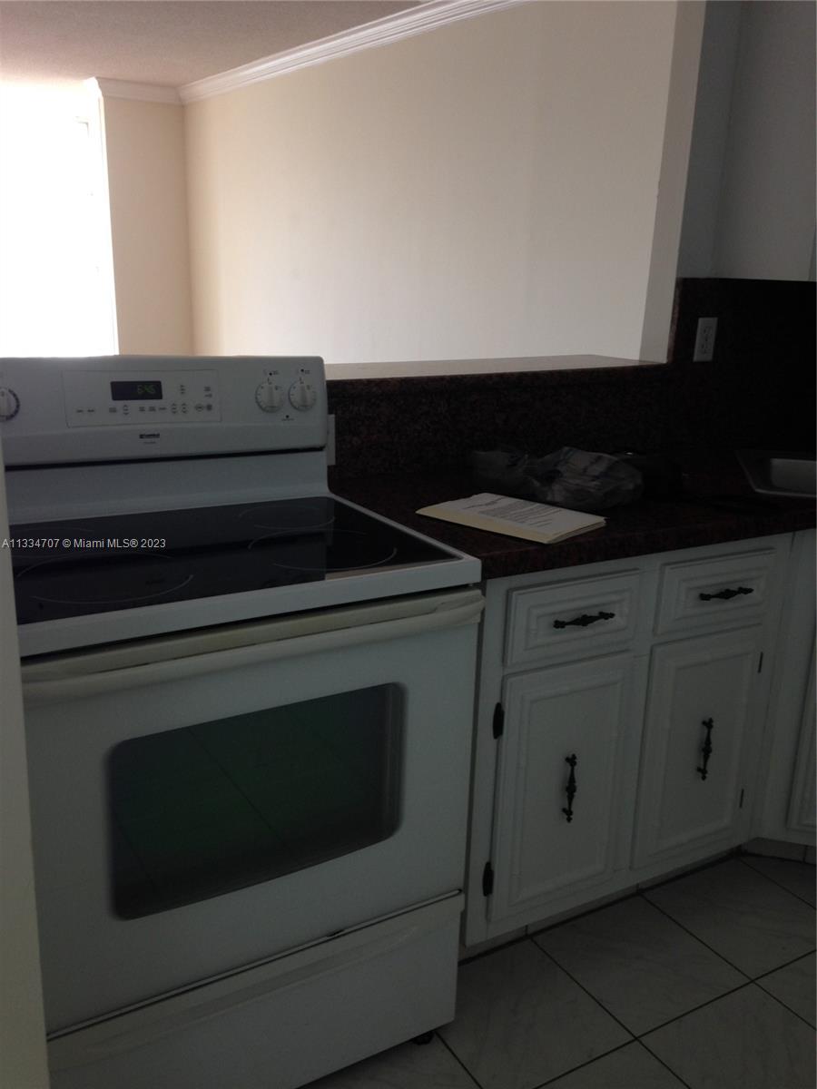 DESOTO PARK NORTH CONDO - Residential Lease