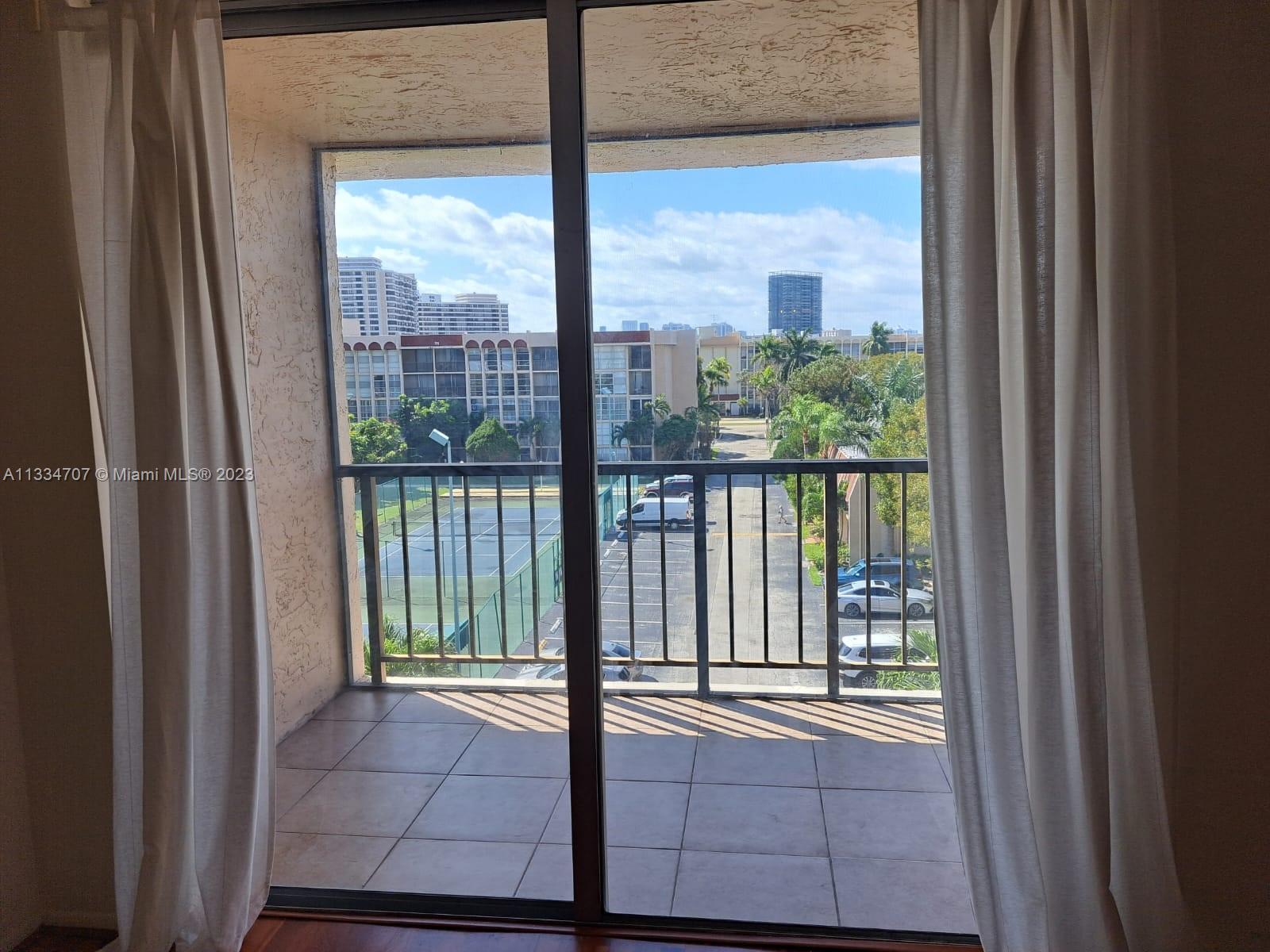 DESOTO PARK NORTH CONDO - Residential Lease