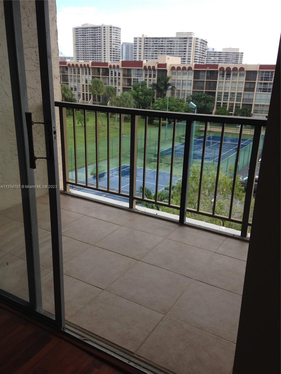 DESOTO PARK NORTH CONDO - Residential Lease