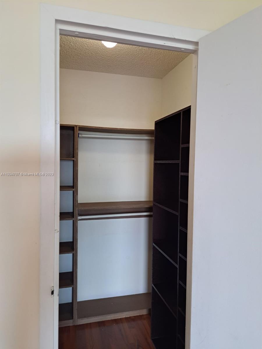 DESOTO PARK NORTH CONDO - Residential Lease