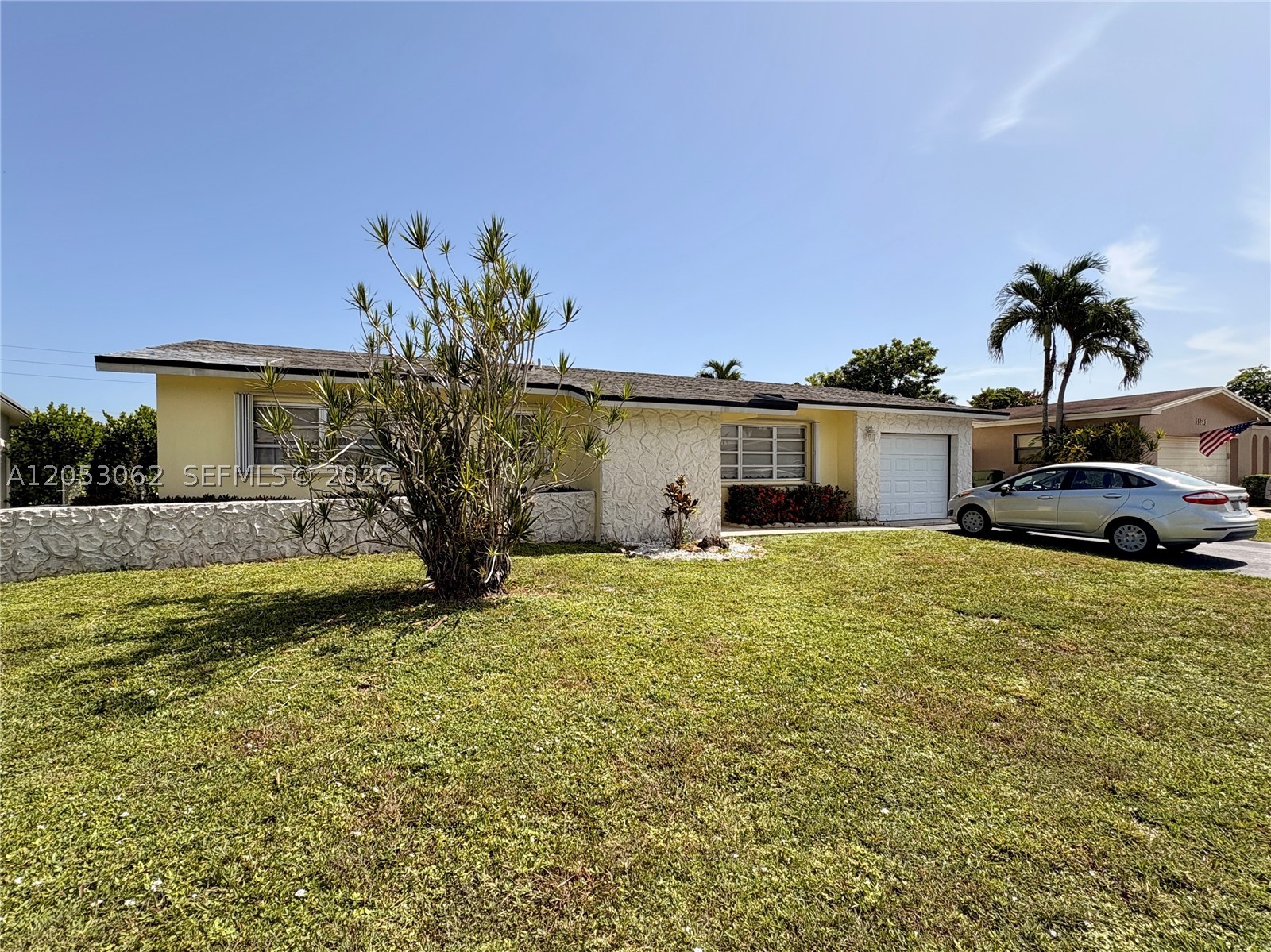 PEMBROKE LAKES SEC 4 - Residential