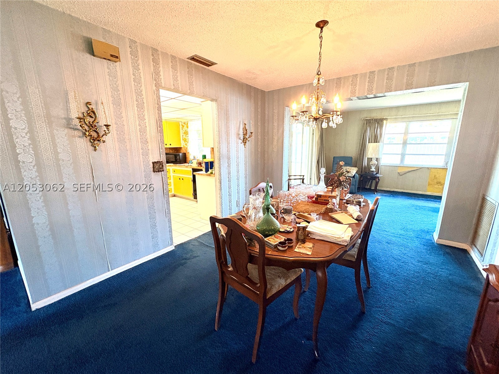PEMBROKE LAKES SEC 4 - Residential