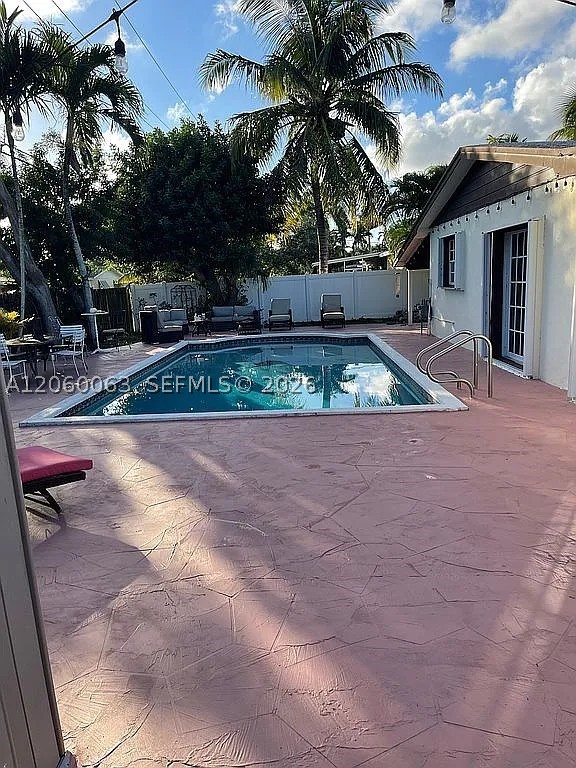 WHISPERING PINES EST SEC - Residential