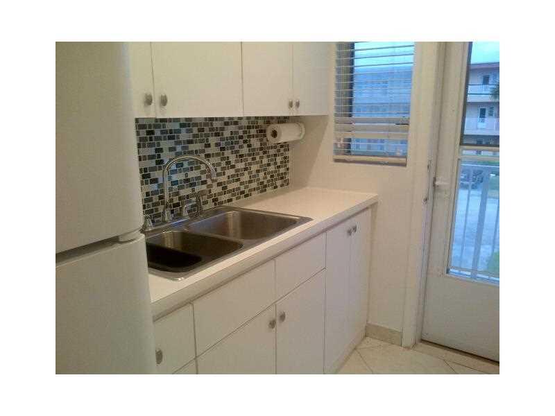 EASTERN SHORES PALO ALTO - Residential Lease