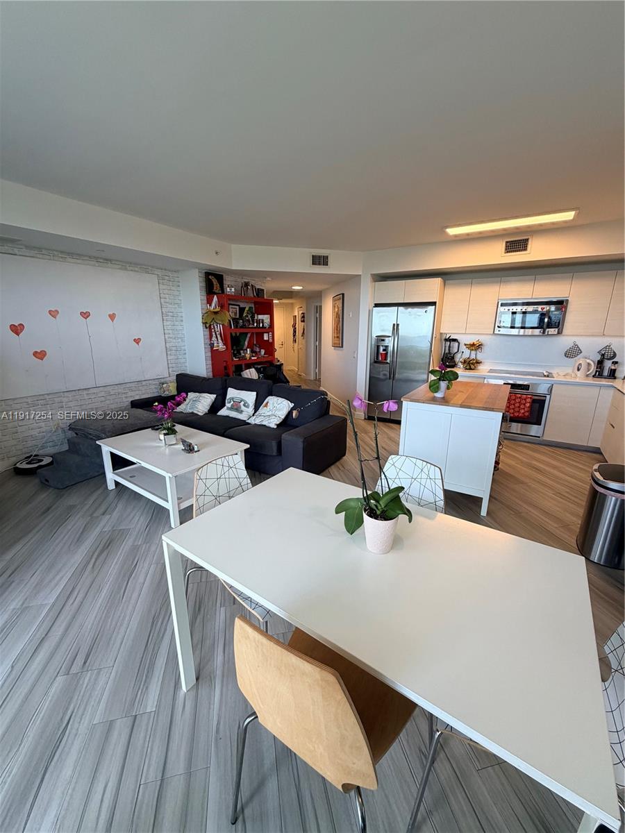 4250 BISCAYNE BOULEVARD C - Residential