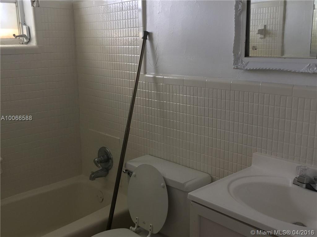 Hallandale Park - Residential Lease