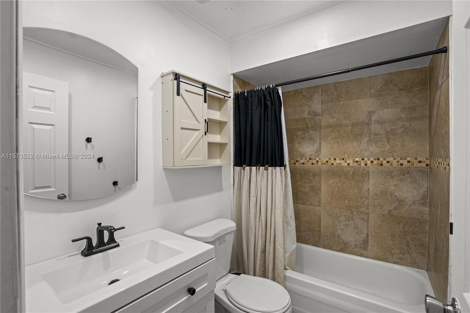 WELLEBY UNIT 2 - Residential