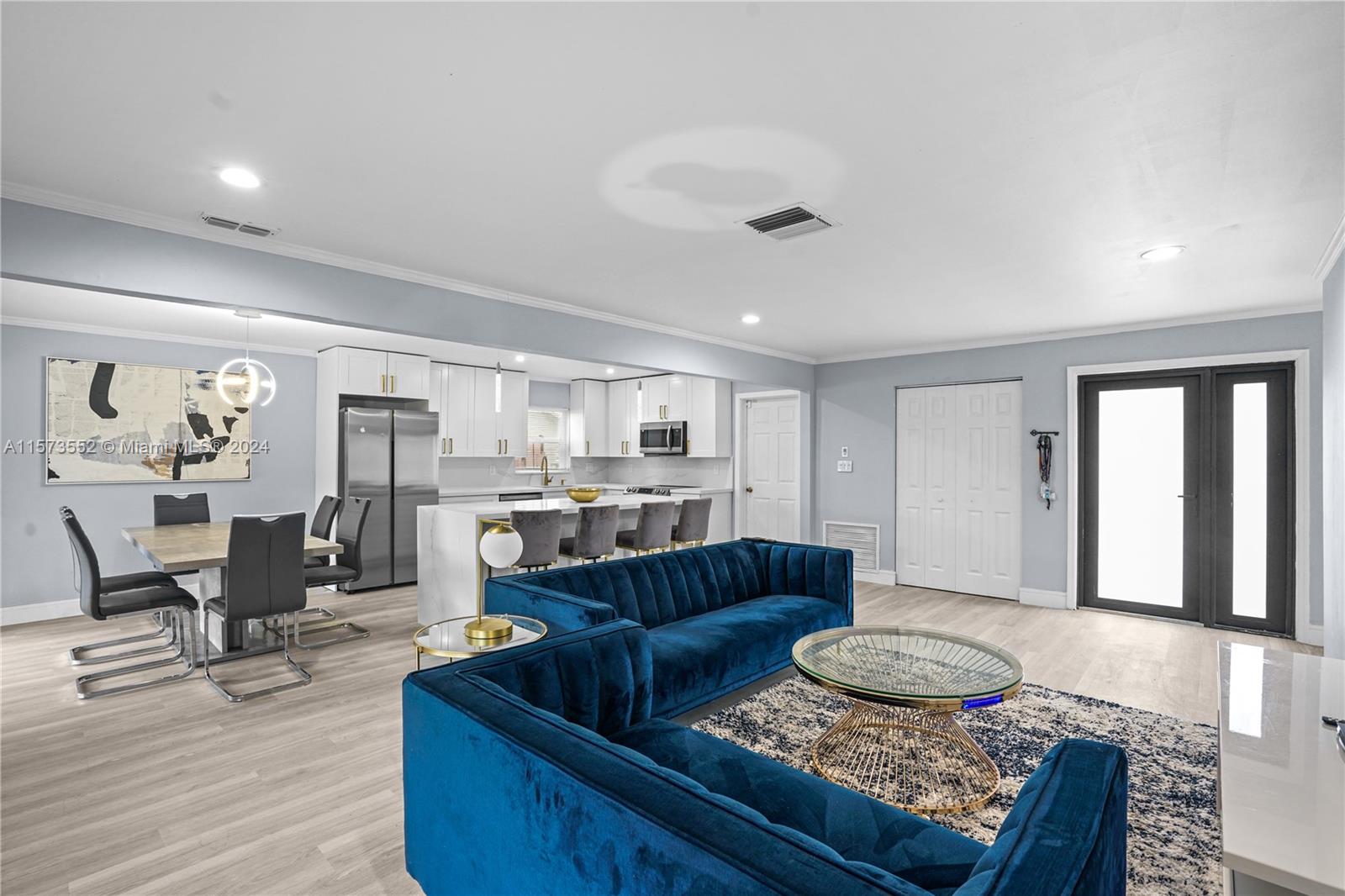 WELLEBY UNIT 2 - Residential