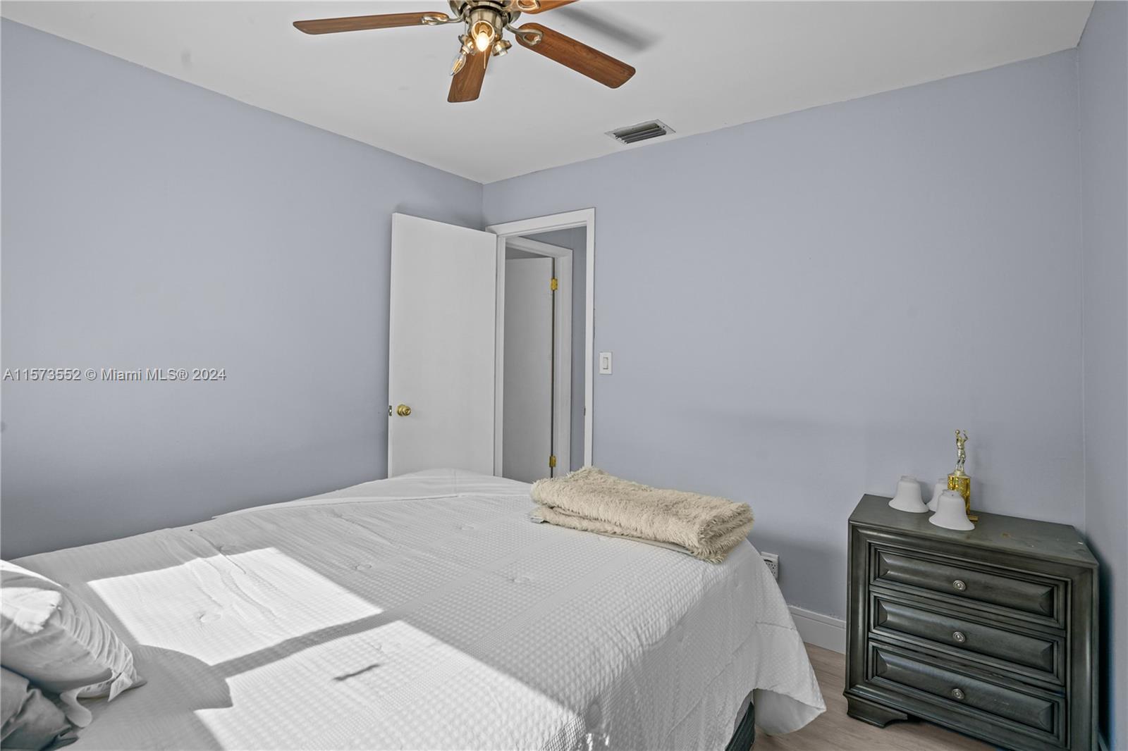 WELLEBY UNIT 2 - Residential