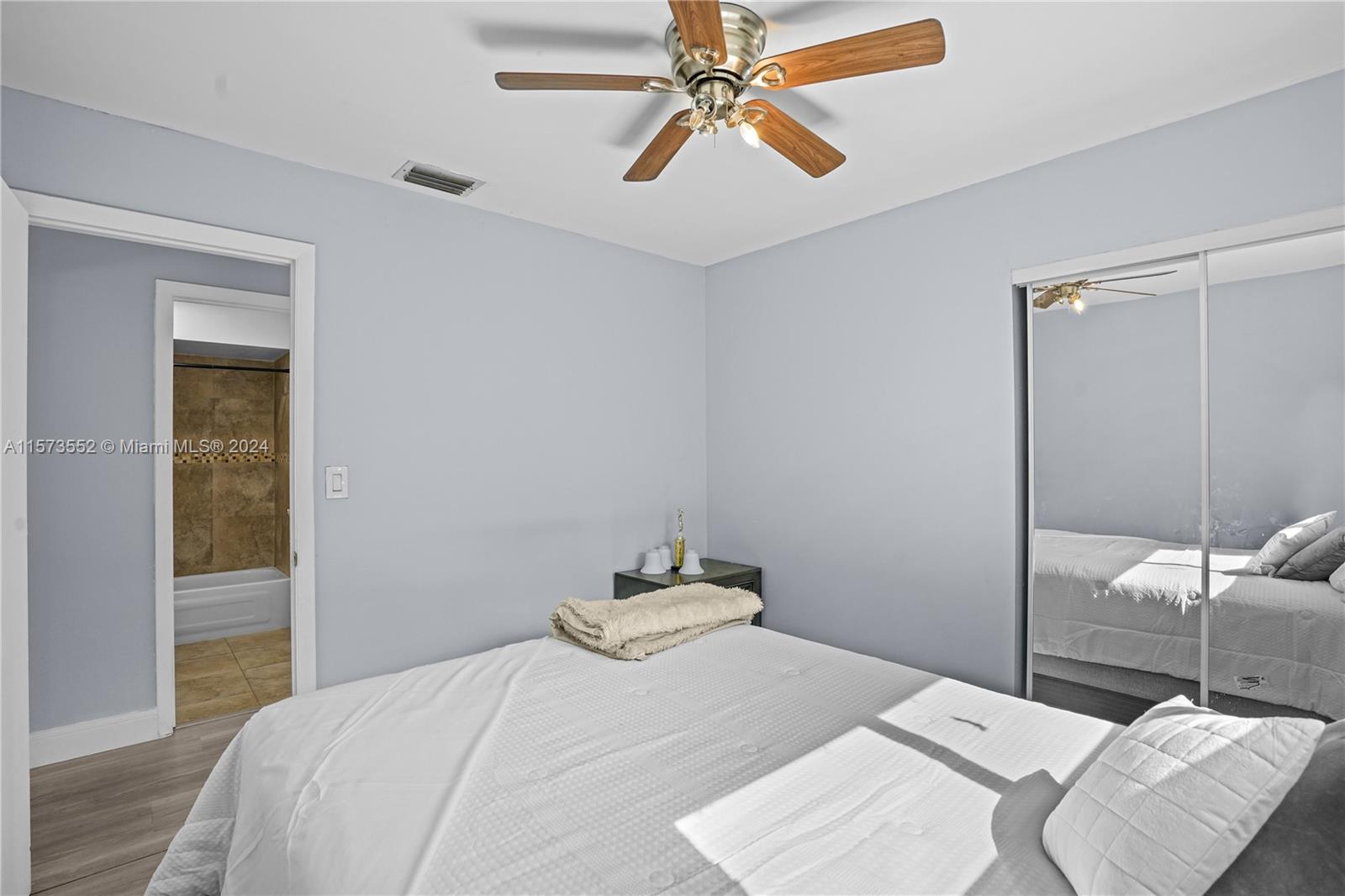 WELLEBY UNIT 2 - Residential