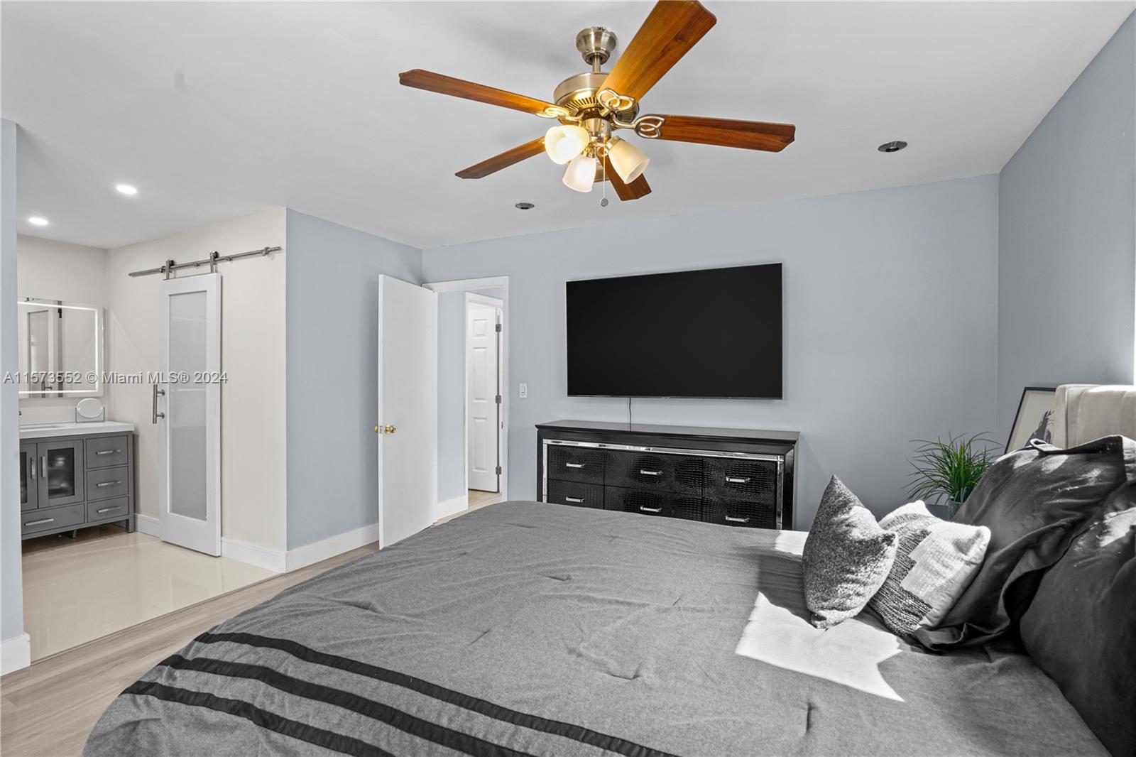 WELLEBY UNIT 2 - Residential