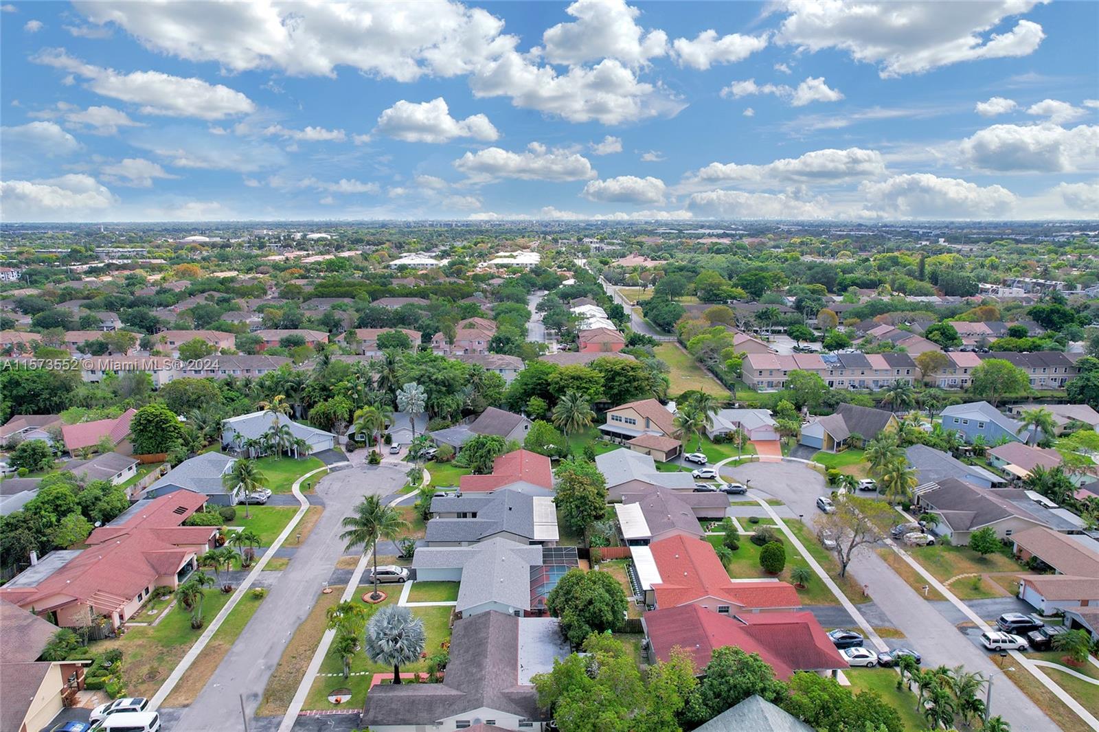 WELLEBY UNIT 2 - Residential