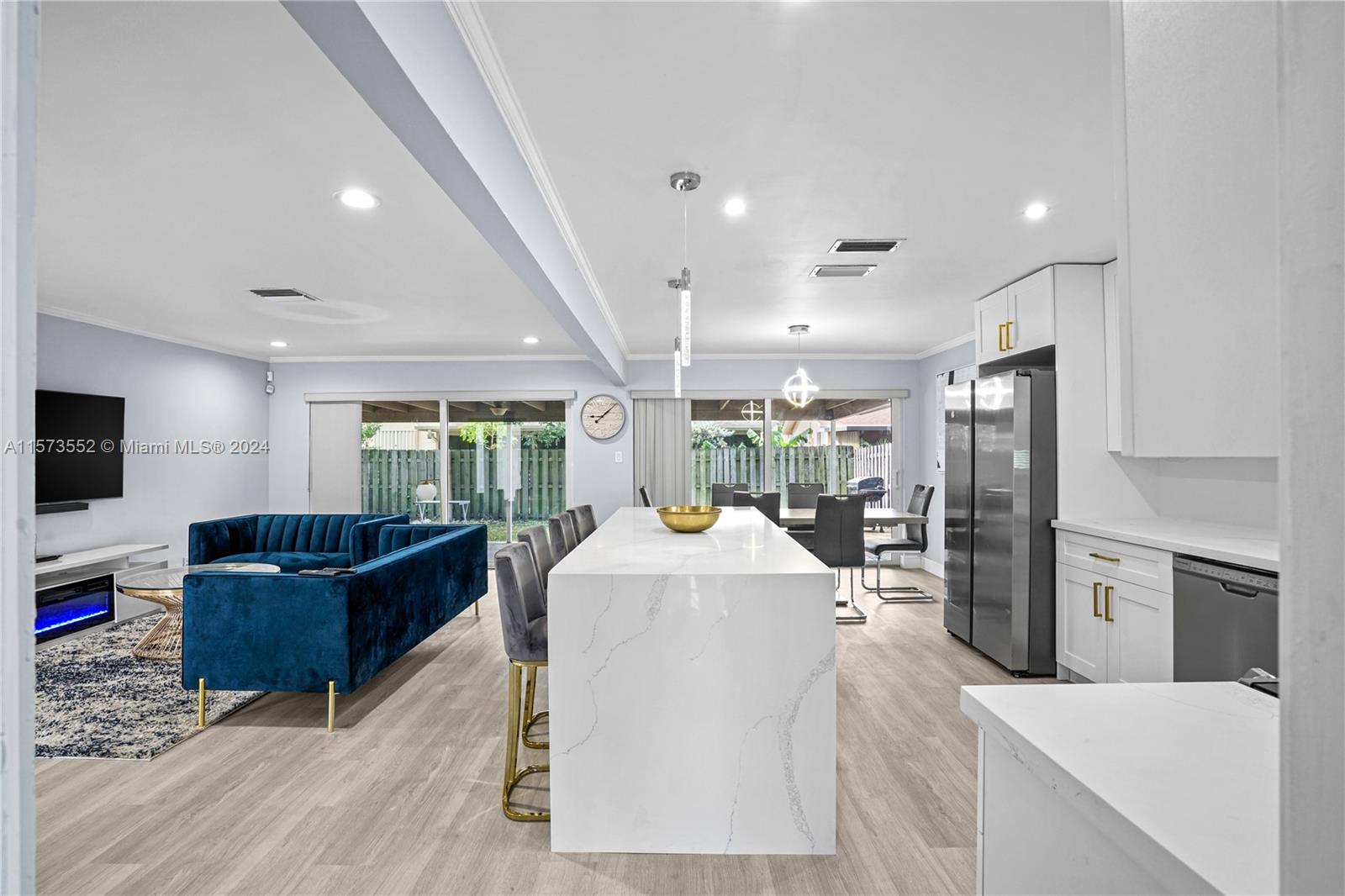 WELLEBY UNIT 2 - Residential