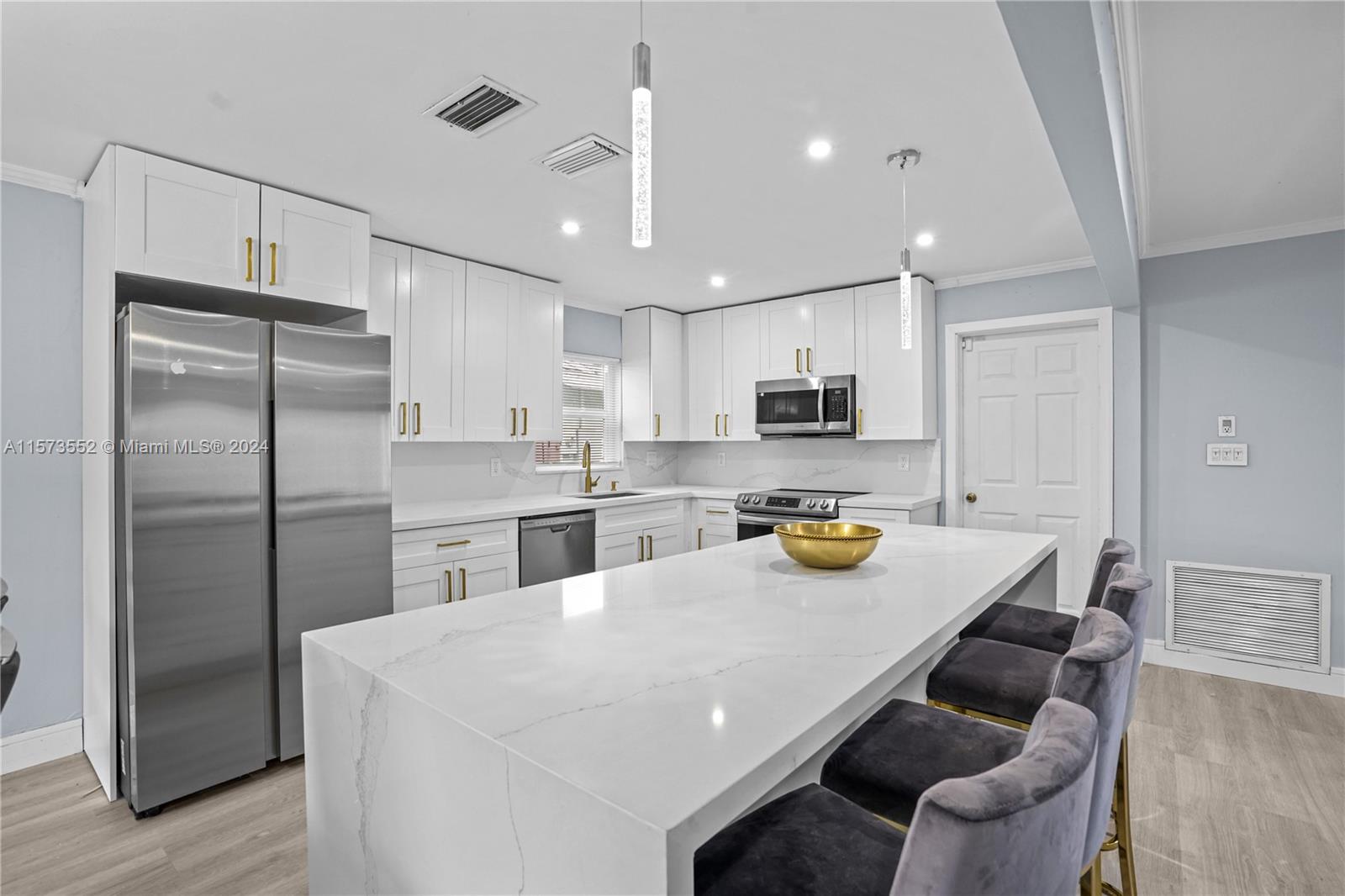 WELLEBY UNIT 2 - Residential