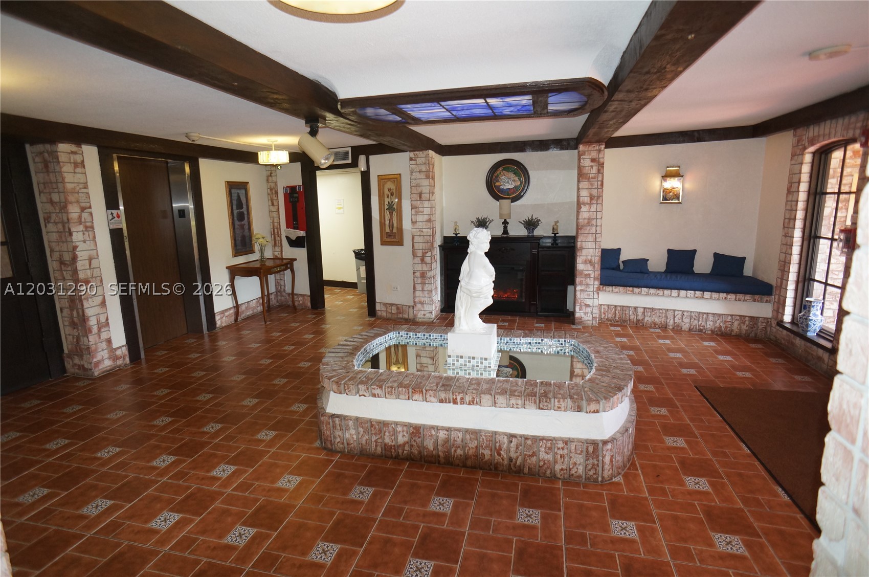 INTERNATIONAL VILLAGE AT - Residential Lease