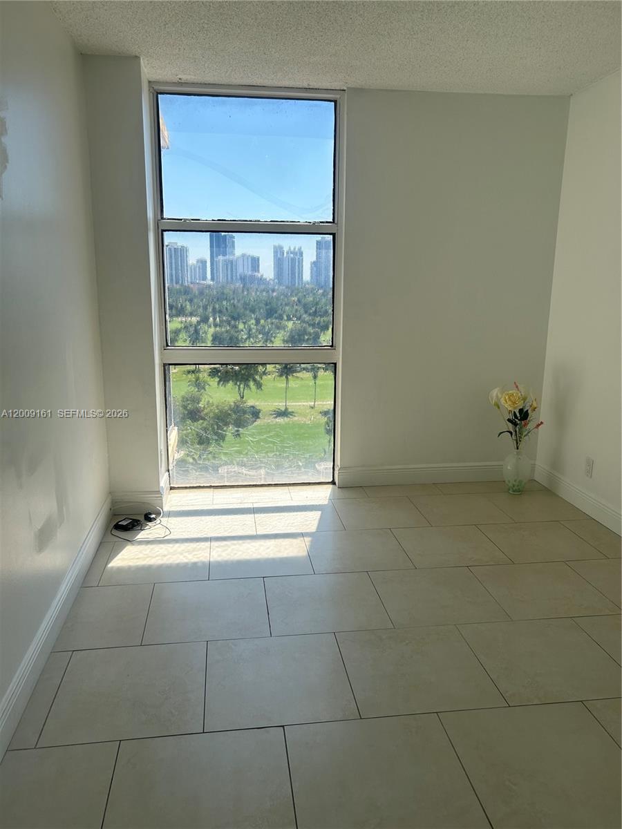 CORONADO CONDO- TOWER II - Residential