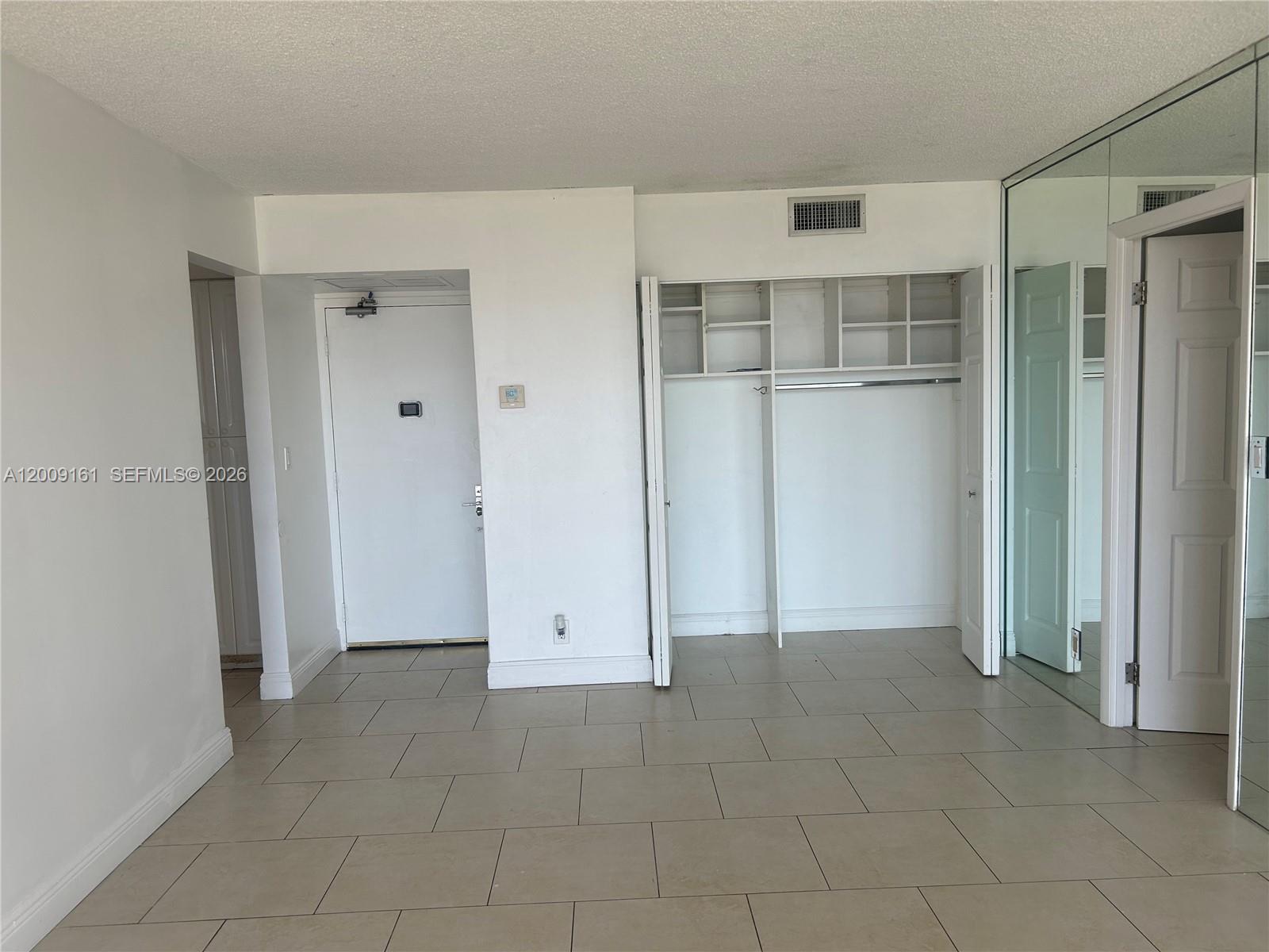 CORONADO CONDO- TOWER II - Residential