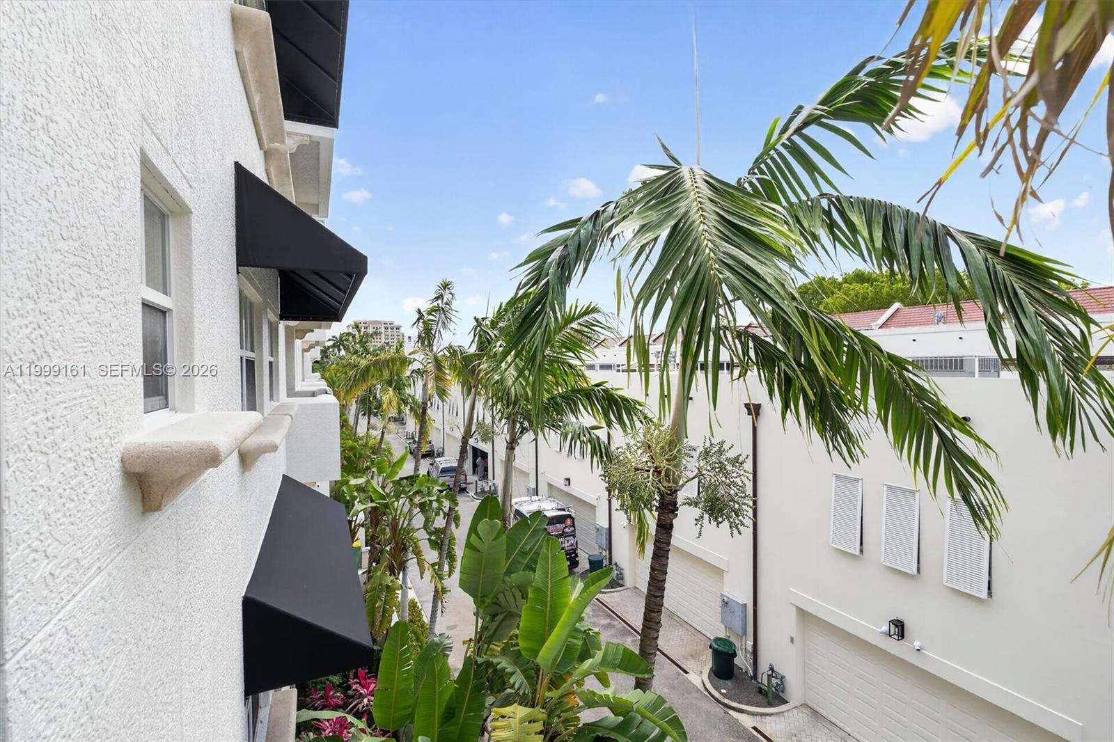 VALENCIA GRANDE CONDO - Residential
