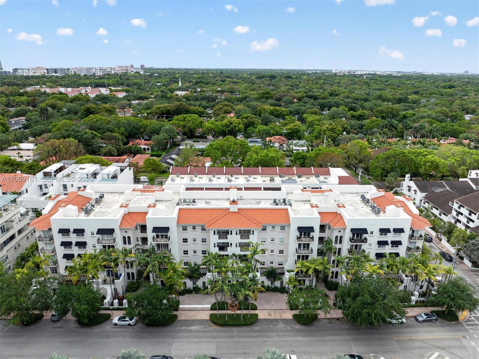 VALENCIA GRANDE CONDO - Residential