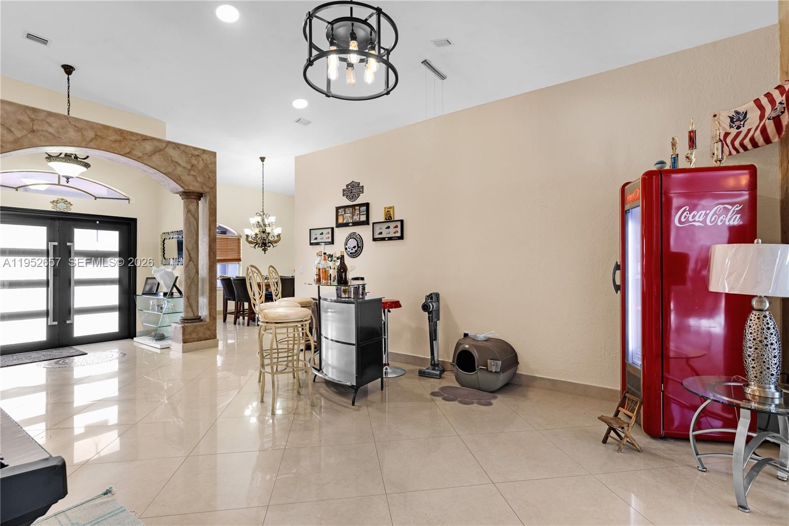 ESTATE MANSIONS - Residential