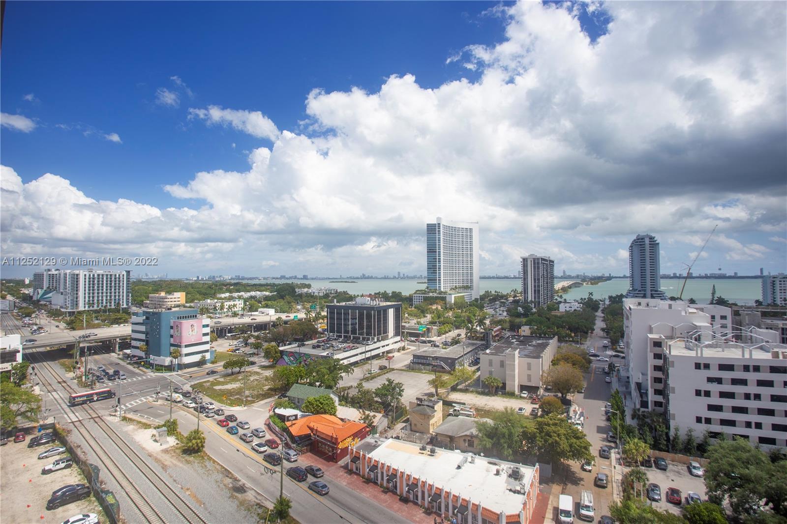 URBAN CHIC 2 BED / 2.5 BATH IN 2MIDTOWN MIAMI! 12TH FLOOR STUNNING VIEWS, CEILING-TO-FLOOR IMPACT WINDOWS, HUGE BALCONY TO RELAX AND ENJOY THE VIEWS. HIGH CEILINGS. AMAZING FLOOR PLAN WITH 2 EN-SUITE BEDROOMS + POWDER ROOM. WASHER AND DRYER, PLENTY OF STORAGE, 1 PARKING SPACE INCLUDED, OPTION OF 2ND CAR W/VALET. SPECTACULAR AMENITIES! WALKING DISTANCE TO ALL CAFES & BOUTIQUES. INDULGE YOURSELF IN THE URBAN LIFESTYLE!