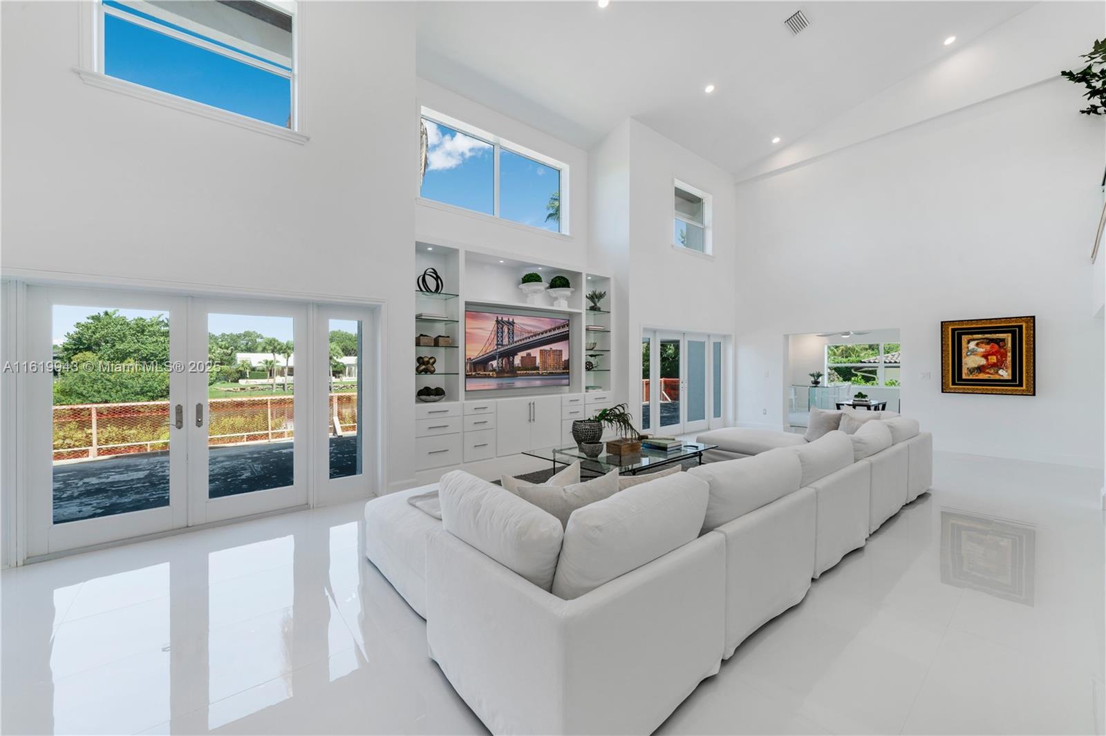 HAMMOCK OAKS HARBOR SEC 2 - Residential