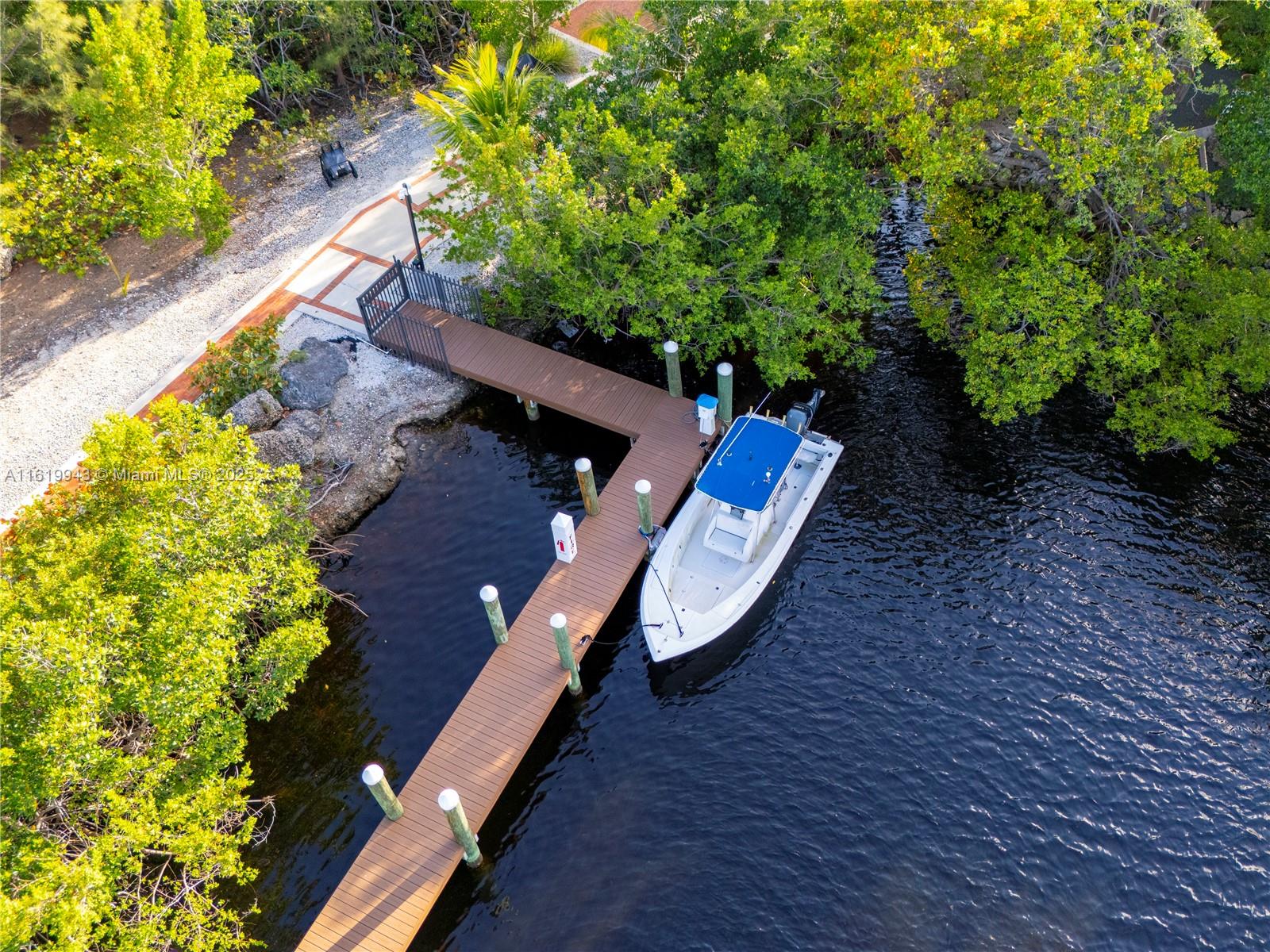 HAMMOCK OAKS HARBOR SEC 2 - Residential