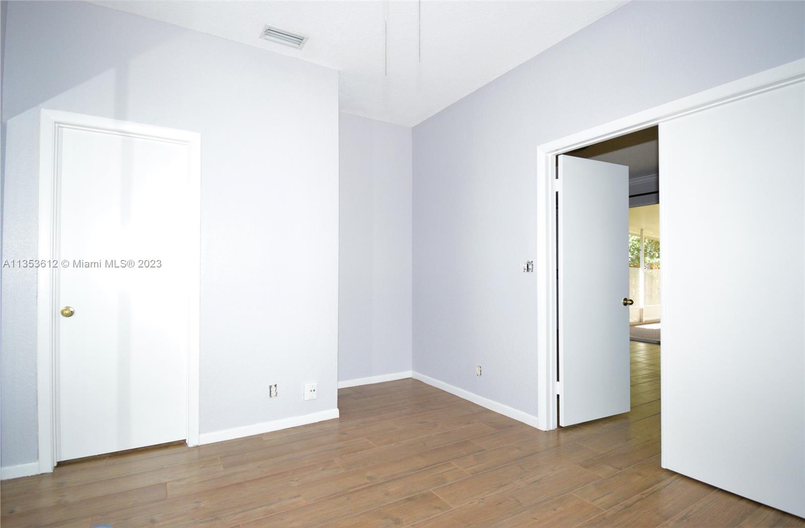 EMBASSY LAKES - Residential Lease