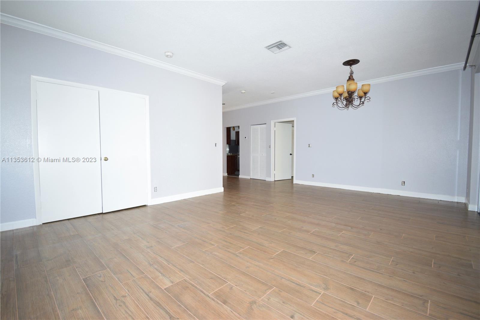 EMBASSY LAKES - Residential Lease