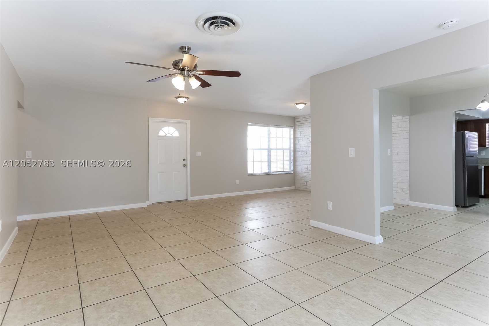 HOLIDAY VILLAGE SEC TWO - Residential Lease