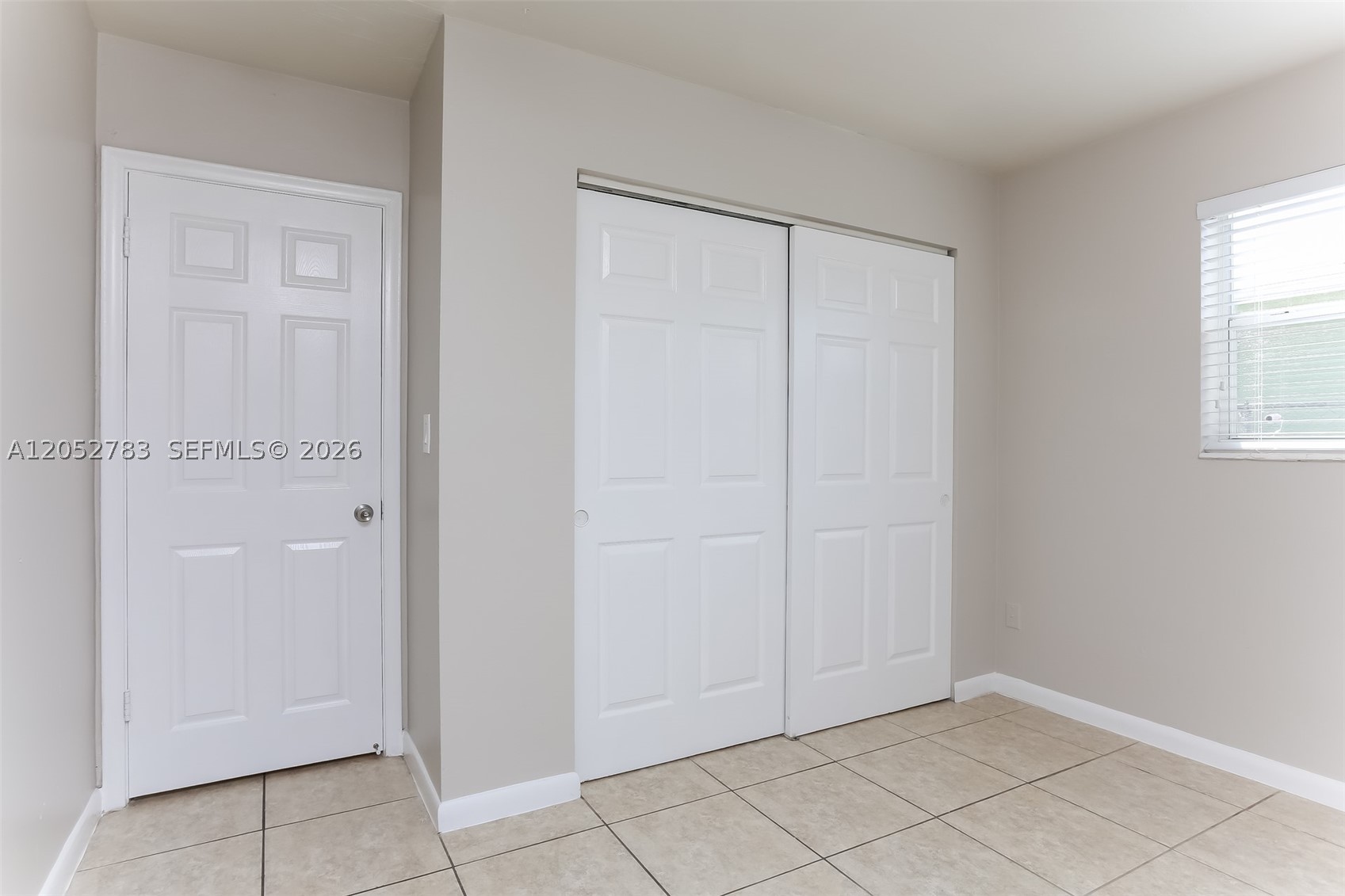 HOLIDAY VILLAGE SEC TWO - Residential Lease