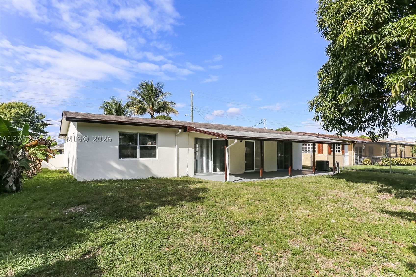 HOLIDAY VILLAGE SEC TWO - Residential Lease