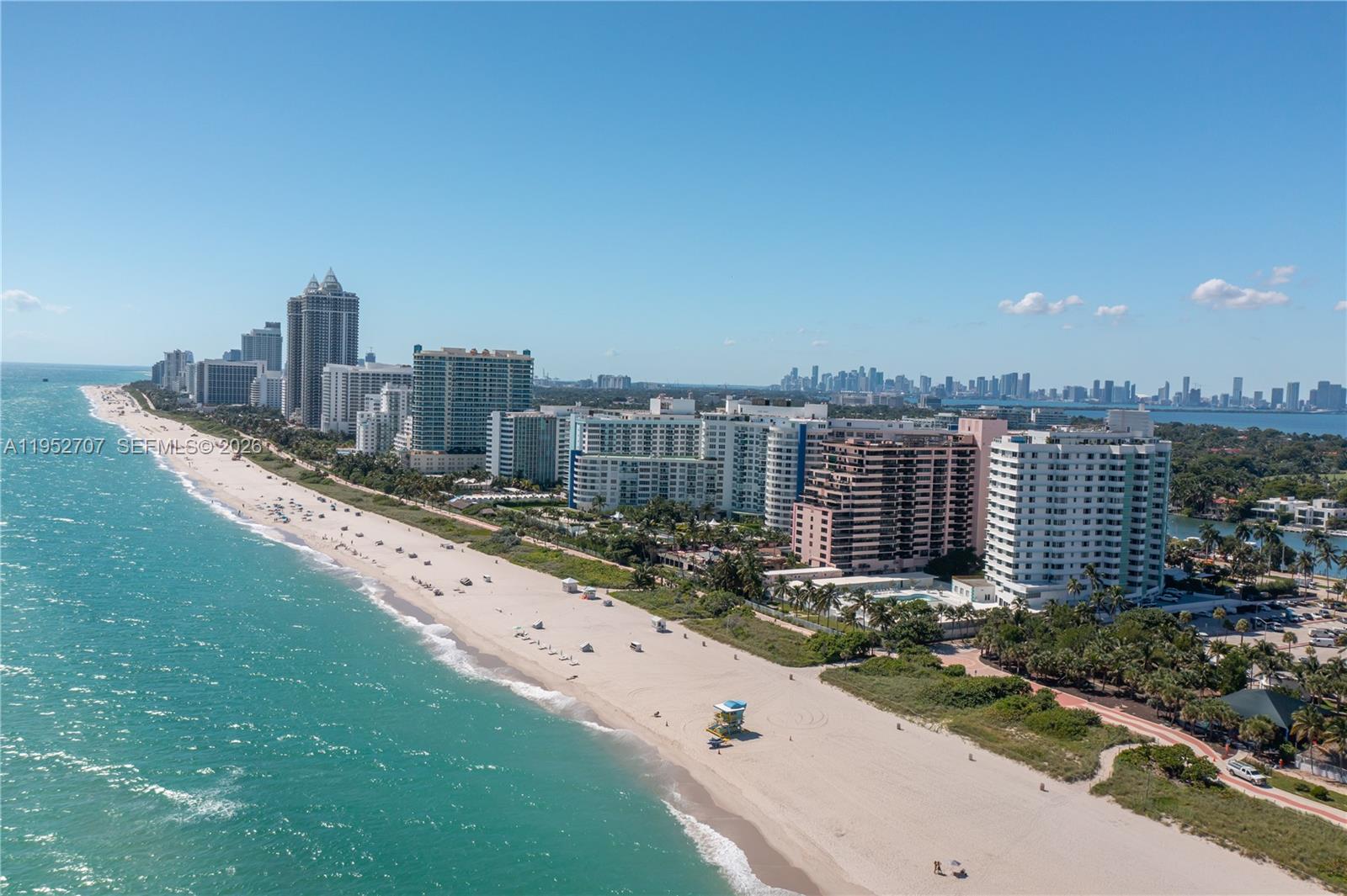 IMPERIAL HOUSE CONDO - Residential