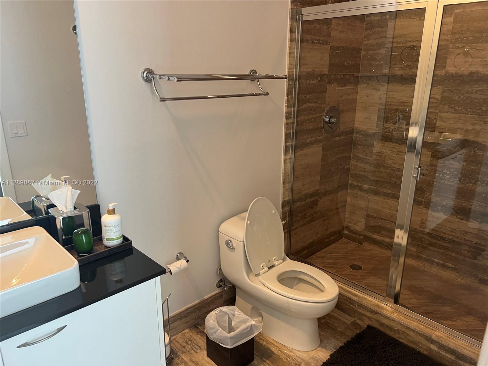 TDR TOWER II CONDO - Residential Lease