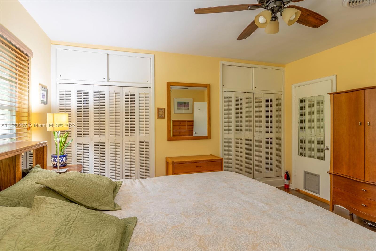 CORAL GABLES RIVIERA SEC - Residential