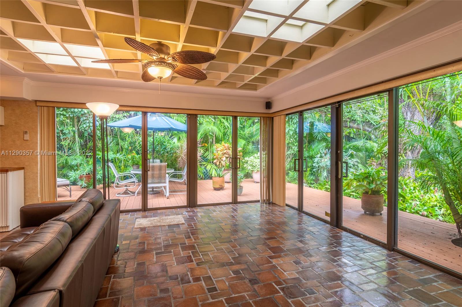 CORAL GABLES RIVIERA SEC - Residential