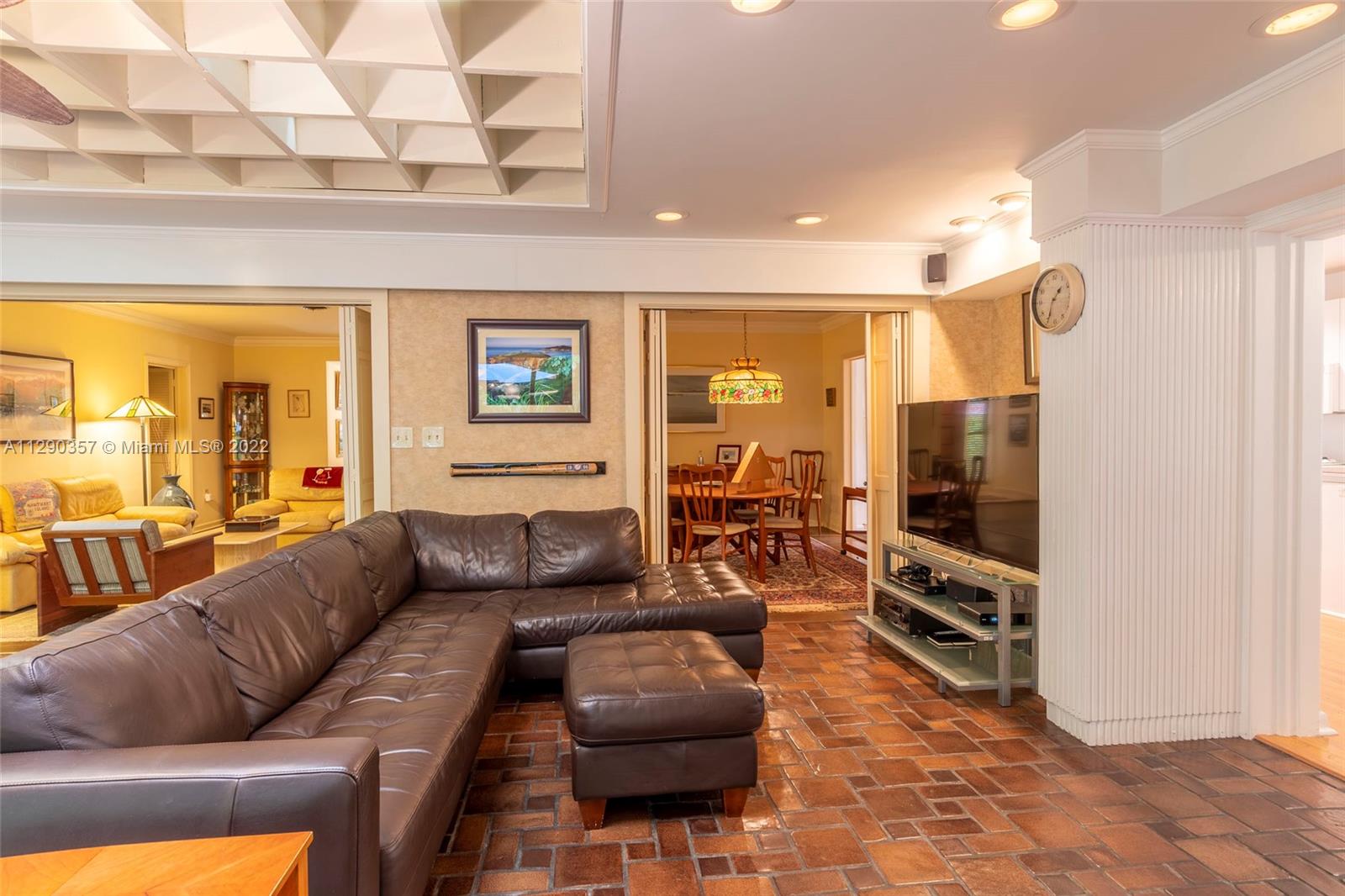 CORAL GABLES RIVIERA SEC - Residential