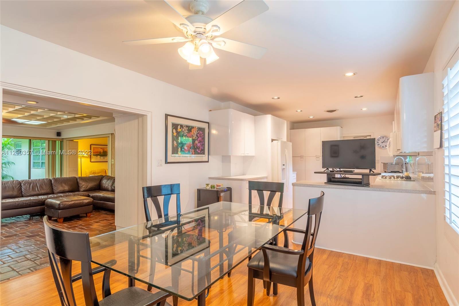 CORAL GABLES RIVIERA SEC - Residential
