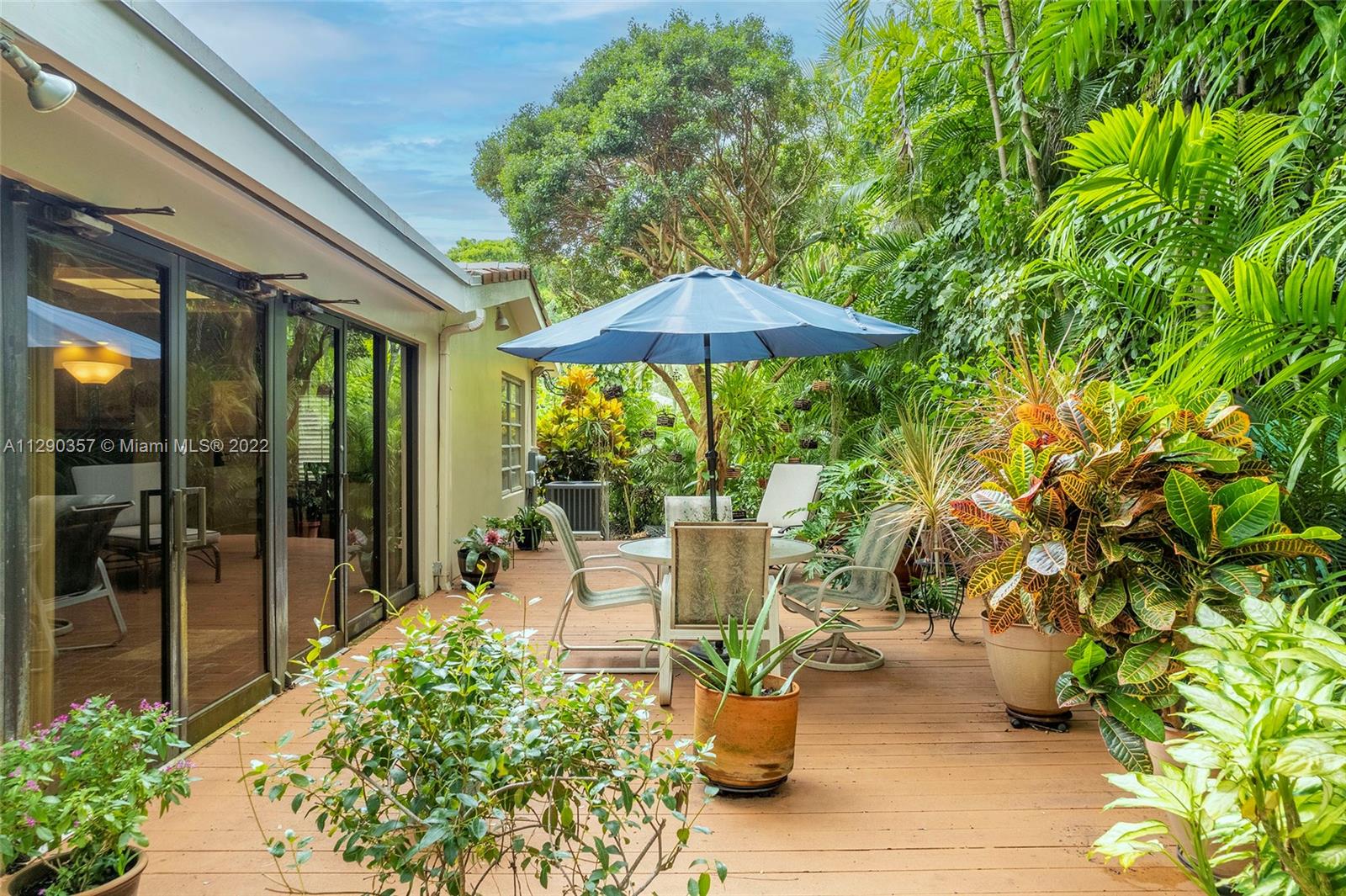 CORAL GABLES RIVIERA SEC - Residential